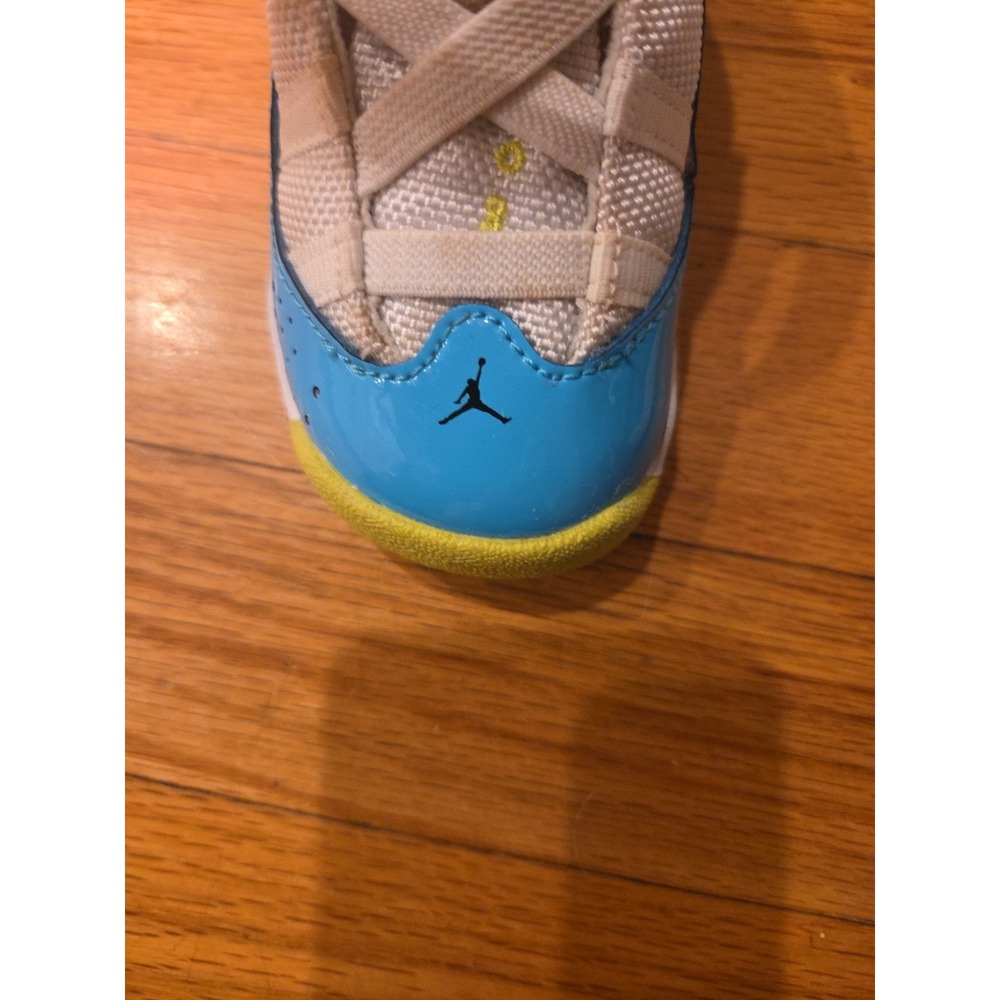 Nike Jordan 6 Rings White/Light Blue Fury-Cyber TD Toddler Size 5C - Picture 4 of 15